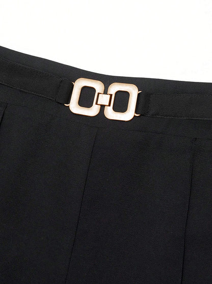 Elegant Pants with Metal Belt