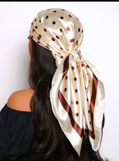 CHIC SUMMER BANDANA